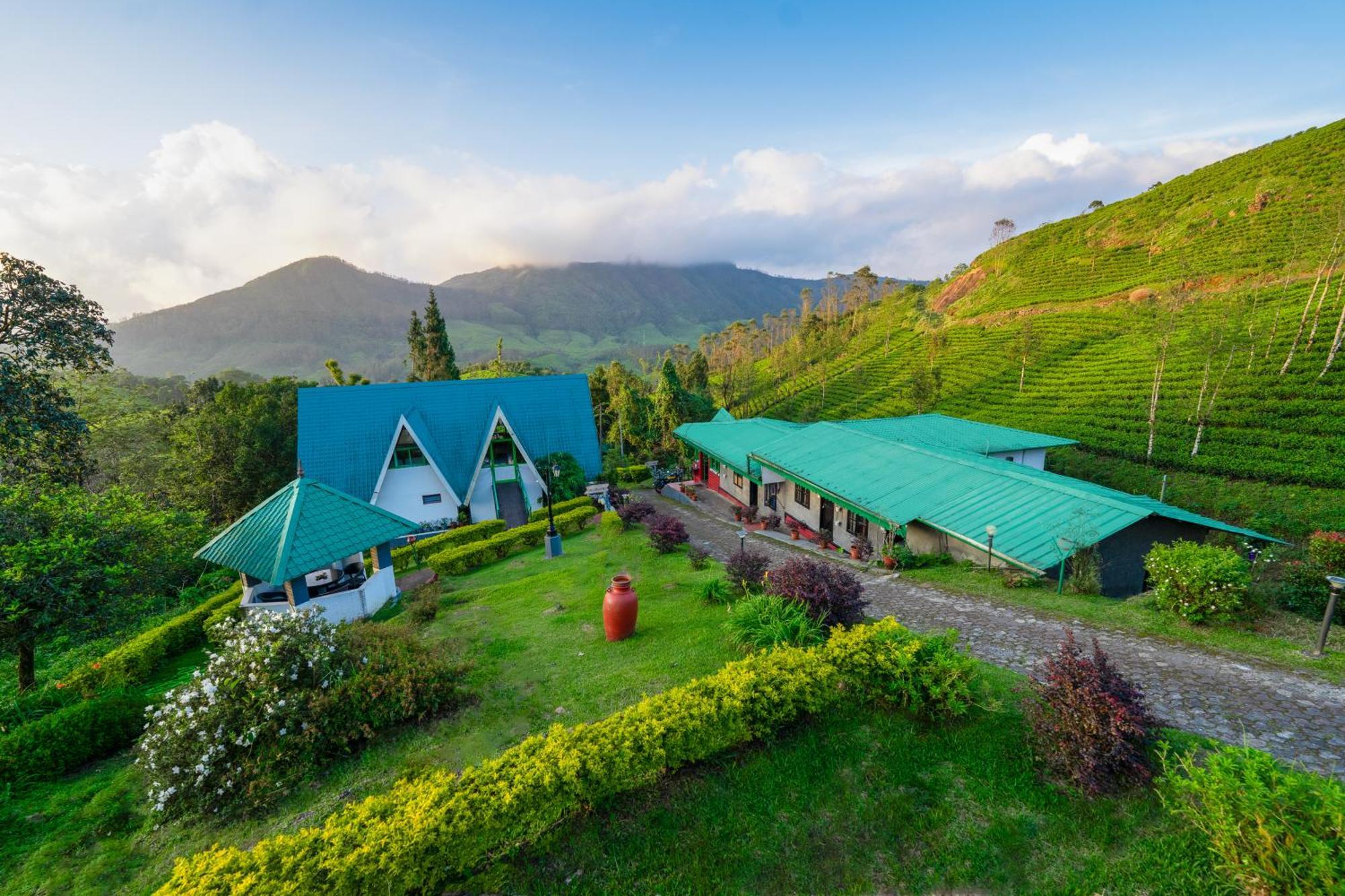 Camelot Resort Муннар Экстерьер фото