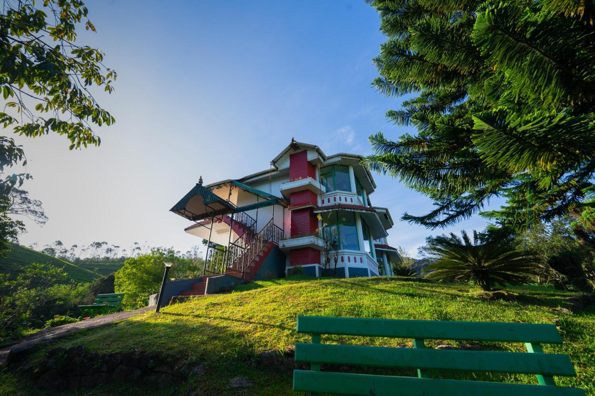 Camelot Resort Муннар Экстерьер фото
