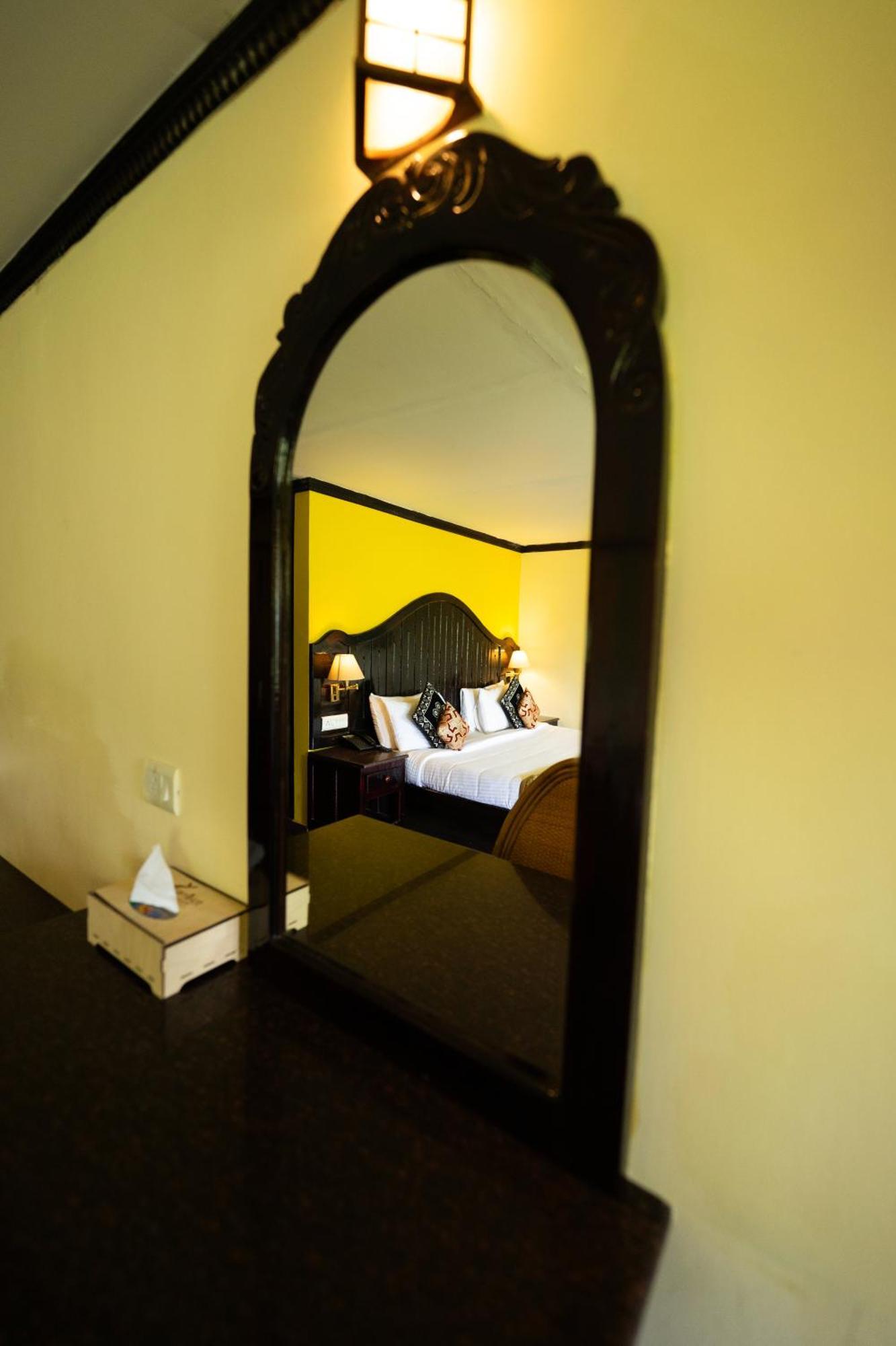 Camelot Resort Муннар Экстерьер фото